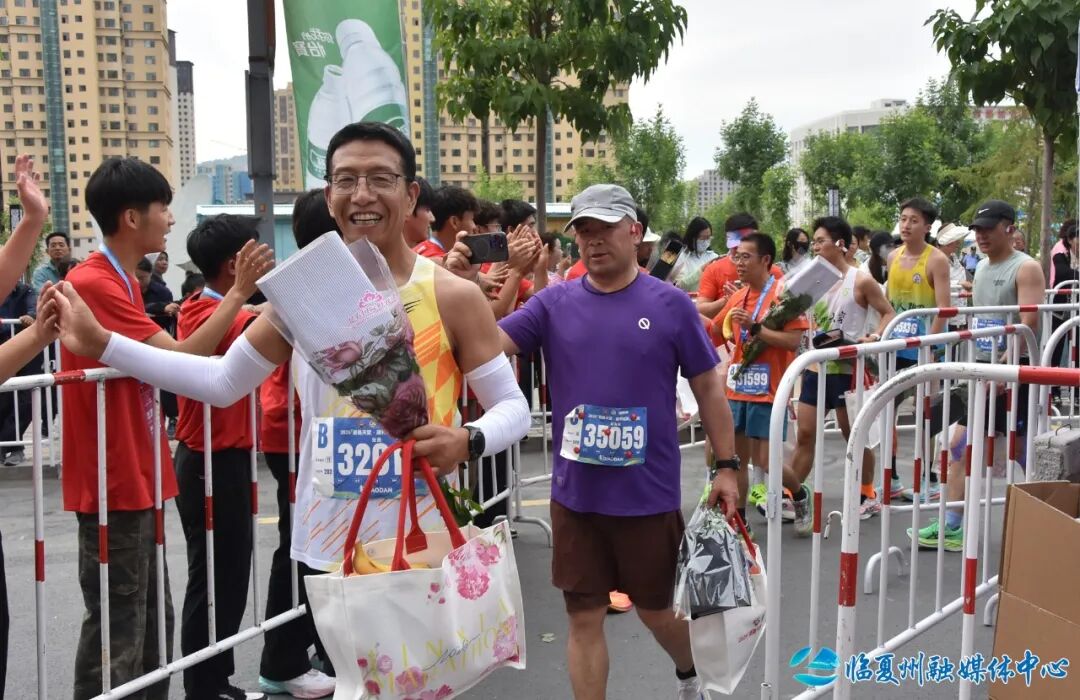 奔跑，让世界听见临夏的心跳——2026“避暑天堂·康养临夏”马拉松侧记