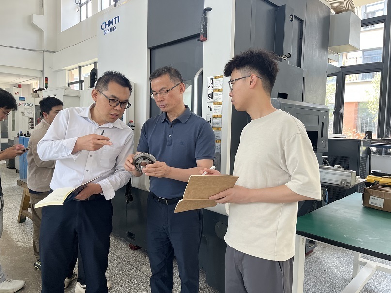 讲好工程师故事①|重庆首位国家卓越工程师李先广的“齿轮人生”
