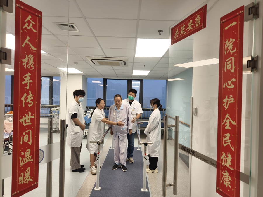 骨子里的爱唤醒八旬老艺人——病房里响起锣鼓声 骨子里的爱唤醒八旬老艺人——病房里响起锣鼓声