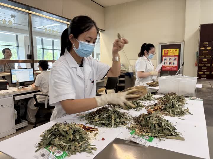 共享中药房+无人配送！江苏仪征市卫健委创新模式 服务基层群众