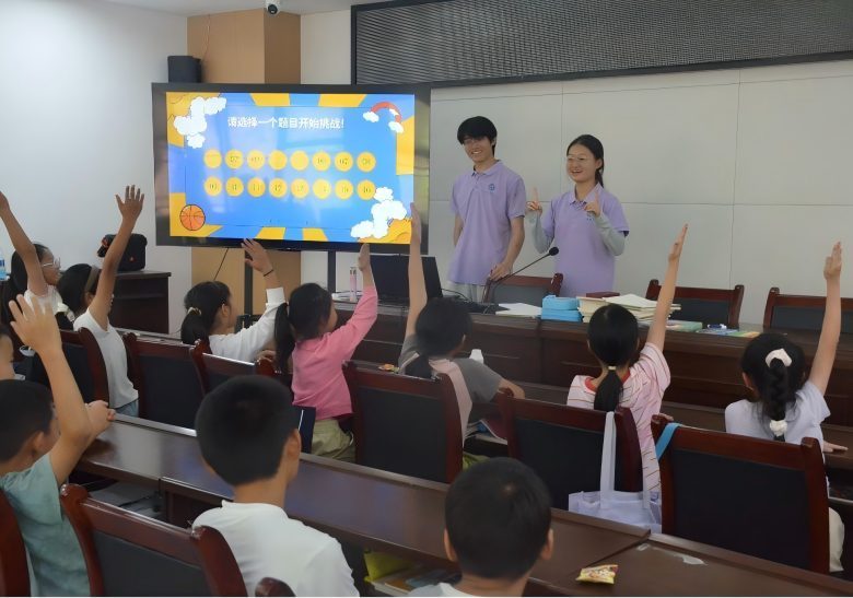 重庆建筑工程职业学院33支实践团深入乡村 开展百余场惠民实践活动
