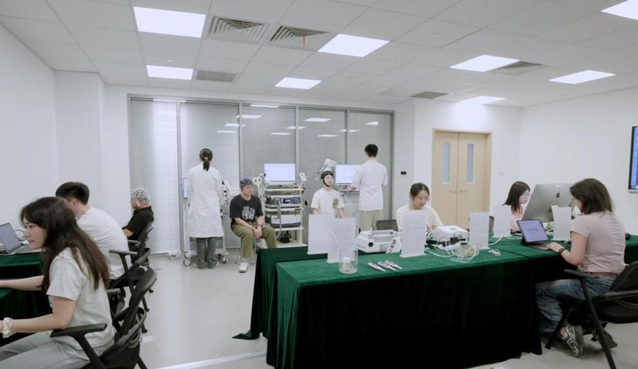 AI赋能脑康复 医工融合筑高地丨脑认知智能康复江苏省产业技术工程化中心在南通揭牌