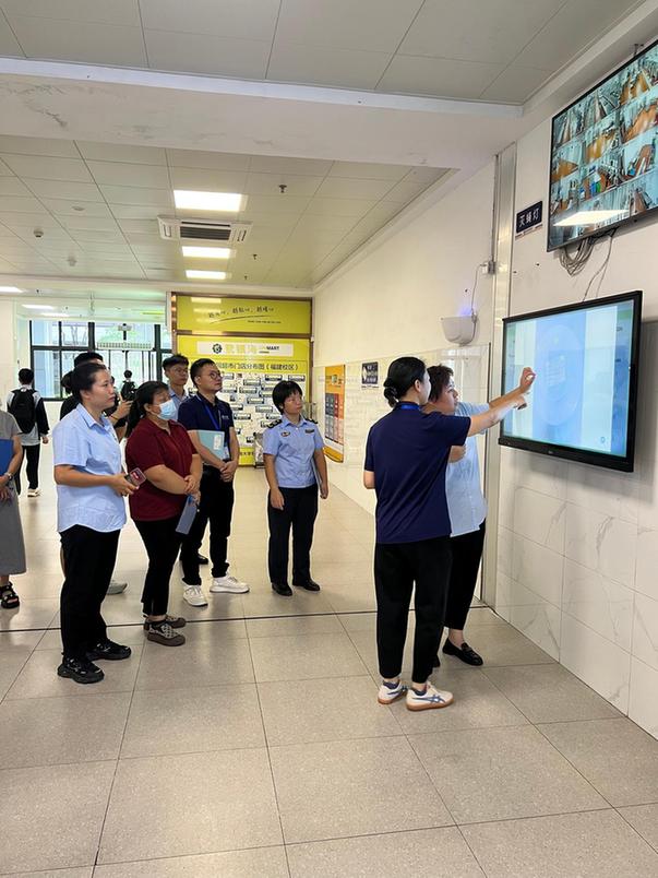 互查互学聚合力 筑牢校园食安防护网
