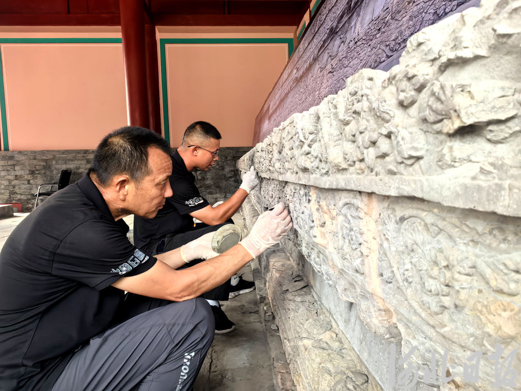 承德精心守护世界文化遗产 承德精心守护世界文化遗产