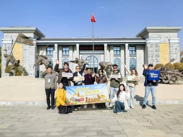 行走中国・寻踪塞上榆林|踏访毛乌素:多国嘉宾见证大漠变绿洲奇迹 行走中国・寻踪塞上榆林|踏访毛乌素:多国嘉宾见证大漠变绿洲奇迹