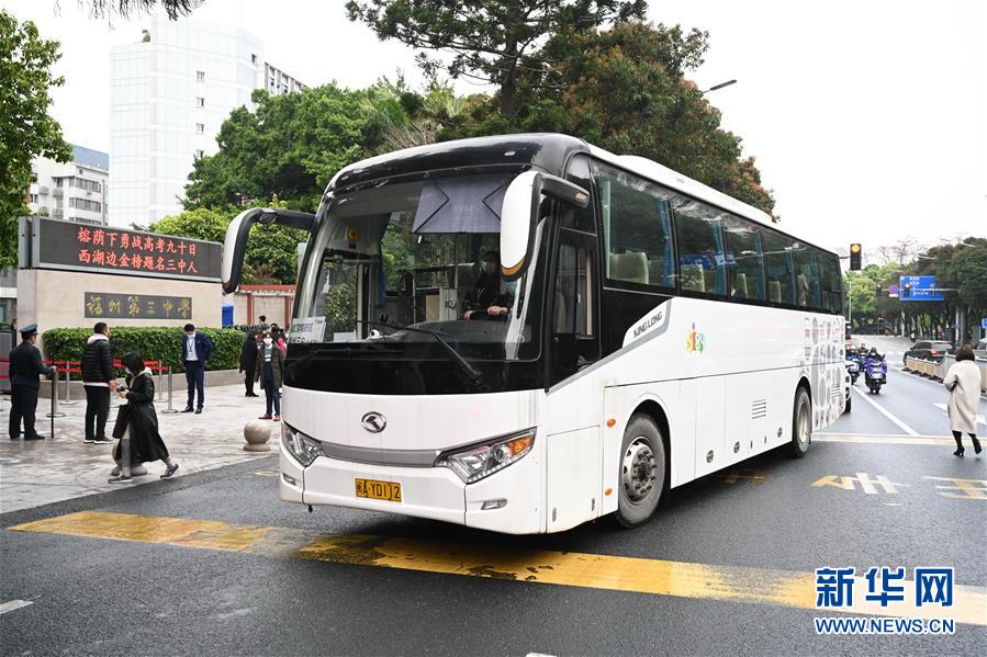 福建：公交定制专线为学生提供安全便利服务