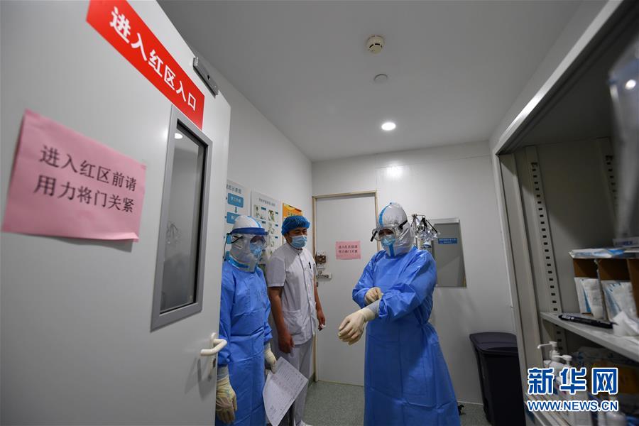 天津：直击“外防输入”一线护士工作