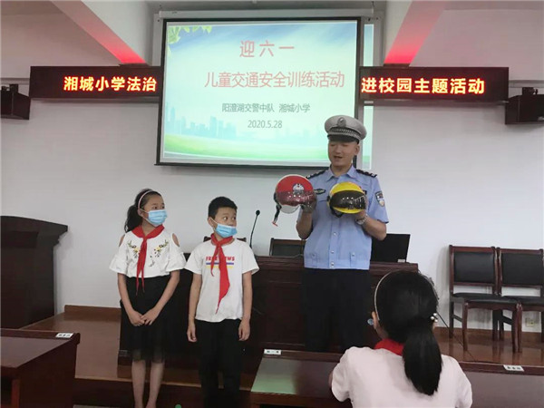提高“全民安全”理念，阳澄湖镇大力开展“一盔一带”专项行动
