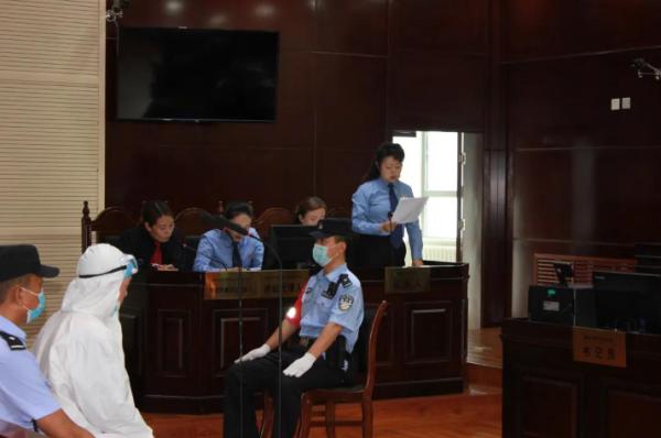 青海省海南州检察长出庭支持公诉履行司法责任制