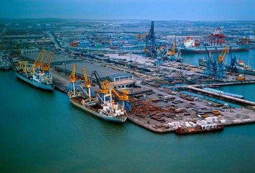​优化口岸营商环境 天津港大港港区航行规则修订启用