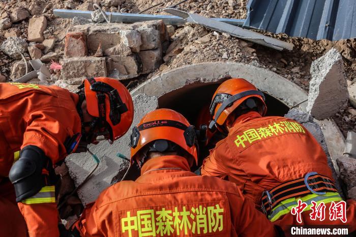 云南举办地震次生安全事故综合应急救援演练