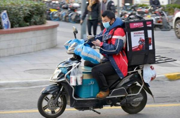 东方快评丨上海立法管理非机动车：直击痛点“软硬兼施”