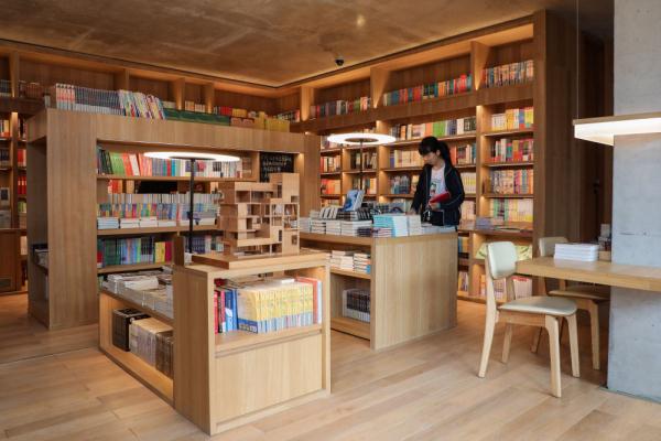 福建晋江：“母亲的房子”图书馆正式对外开放