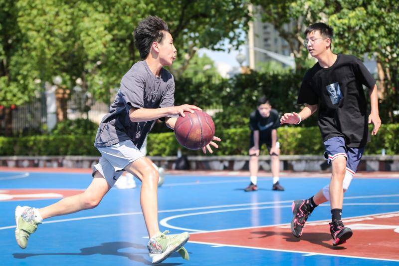 8月8日全国第13个全民健身日，上海近千处公共体育设施免费开放