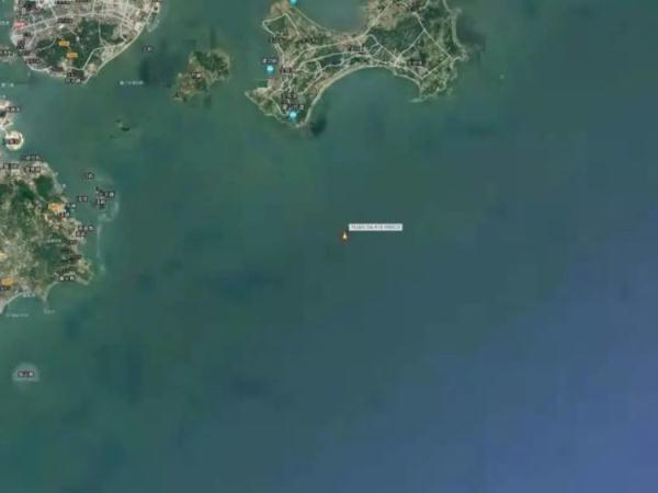 紧急！凌晨，厦门海域两船相撞，货船沉没！