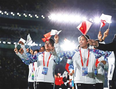 第十四届全运会在陕西西安开幕 海南体育代表团闪亮登场