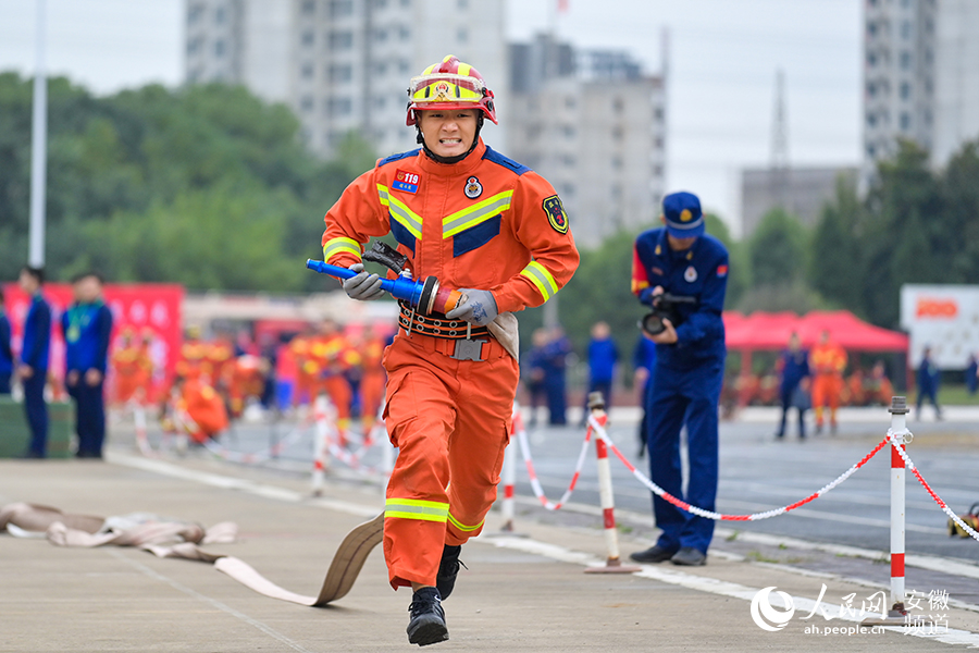 安徽举办首届消防行业职业技能竞赛