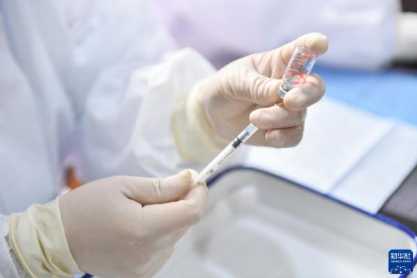 湖南长沙：有序开展新冠疫苗加强针接种