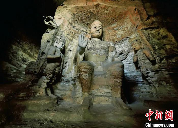 世界文化遗产云冈石窟最大洞窟修缮128天后对外开放