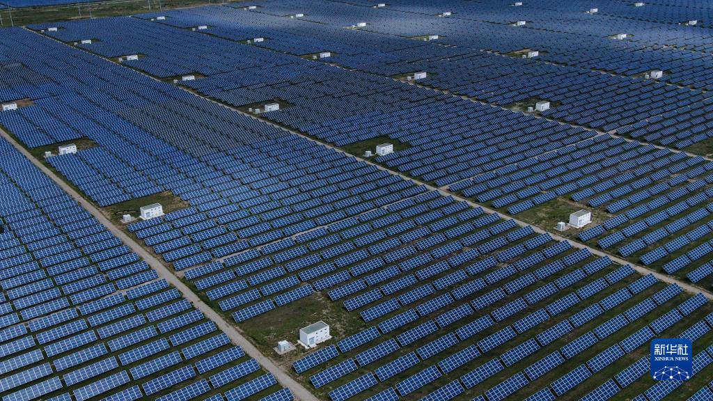 新华全媒+｜青海“绿电”的“减碳实践”——2021“一带一路”清洁能源发展论坛能源减碳观察