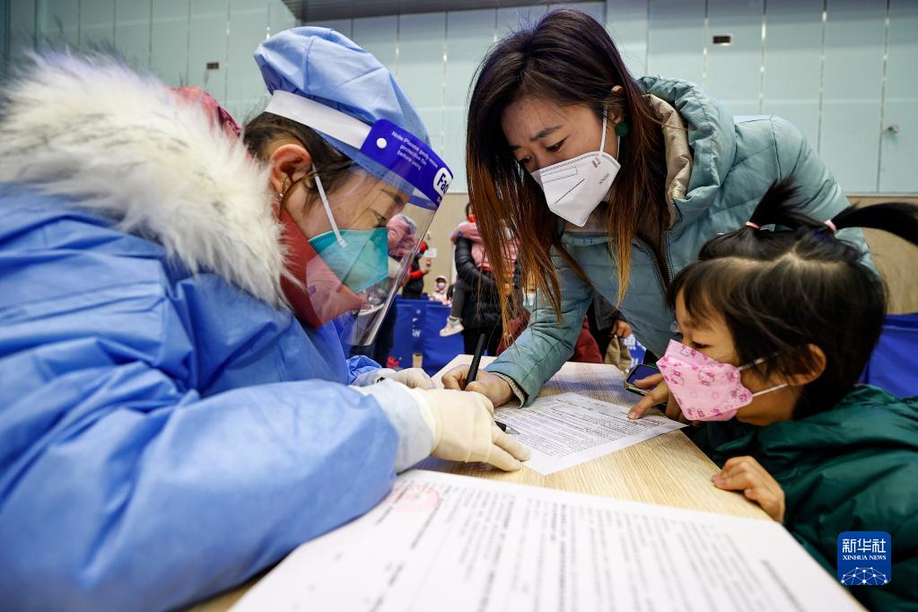 新华全媒+｜宁夏银川启动3至11岁人群新冠疫苗接种工作