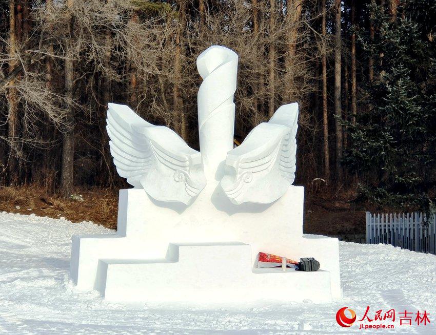 长春市净月“雪世界”主雪雕揭开神秘面纱