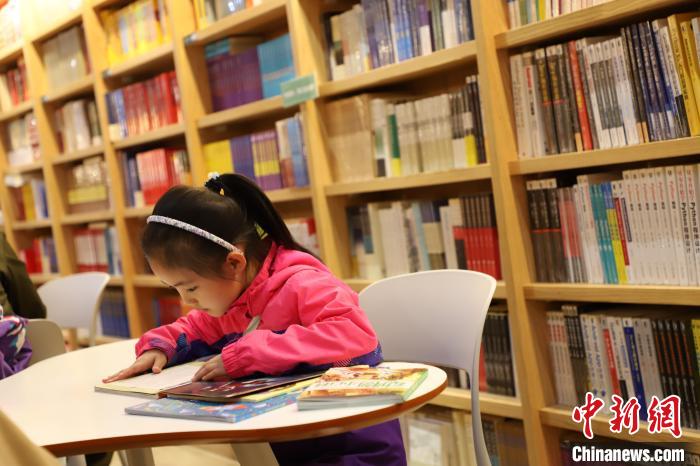 呼和浩特:寒假期间有条件的学校要开展校内托管服务 呼和浩特:寒假期间有条件的学校要开展校内托管服务