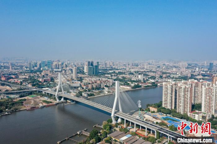 广州鹤洞大桥正式恢复桥面通车