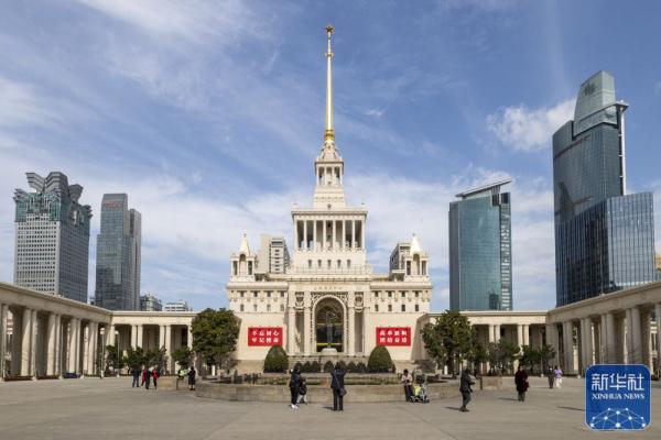 上海展览中心绿化景观提升工程基本完成