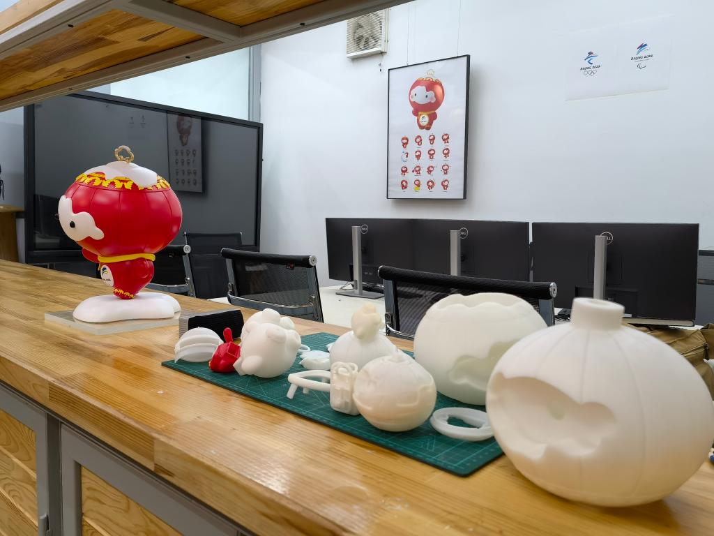 新华全媒+丨北京冬残奥会就要开幕了 来听设计团队讲“雪容融”的故事