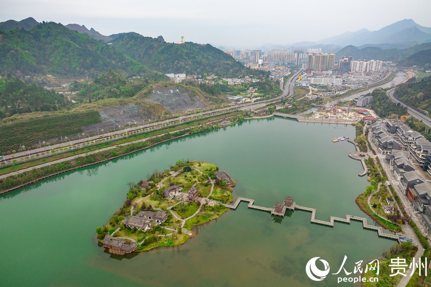贵州都匀三江堰：“小黄河”变身生态河