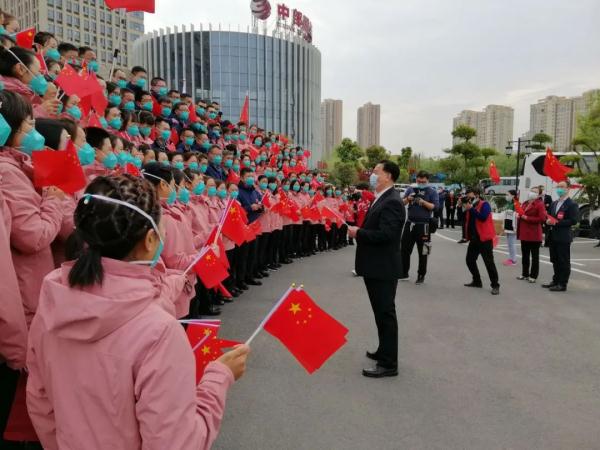 华中科技大学向吉林大学捐赠500万元物资