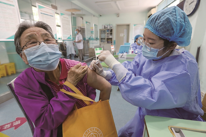 南京推进老年群体新冠疫苗接种
