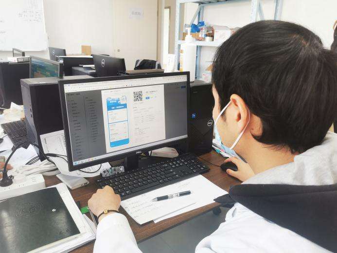 上海方舱见闻：一站式服务平台带来温馨关怀