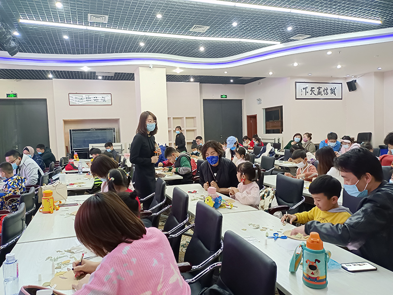 宁夏地质博物馆开展“同住地球村 共护母亲河”主题宣传活动