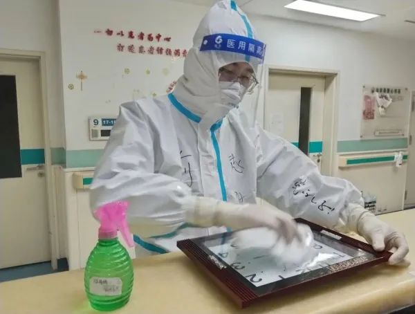 疫中吉林暖时刻丨吉林省前卫医院男护士们的抗疫日记