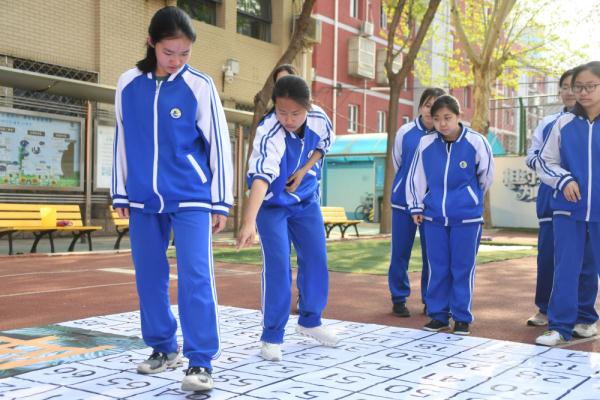 北京：趣味心理活动助力学生成长