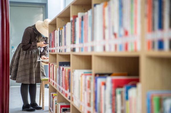 湖北省图书馆今日开放两家城市书房