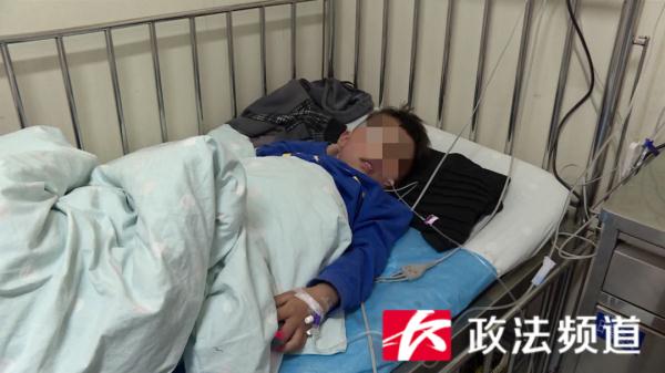 湖南一老人往床单下放了一张纸，结果致六岁孙子中毒入院！