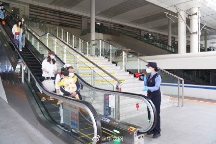 “五一”假期最后一天 重庆北站预计发送旅客8万人