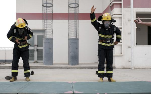 燃！来看新疆消防员技能大比拼！