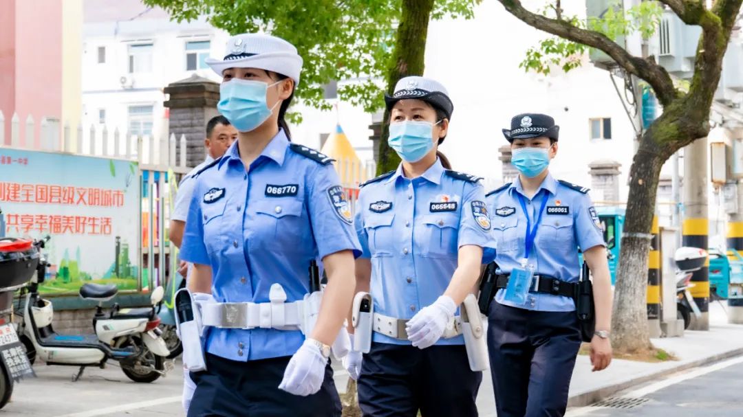直击现场！安徽青阳警方全力护航考生逐梦