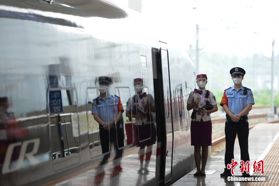 郑州至重庆高速铁路全线贯通运营