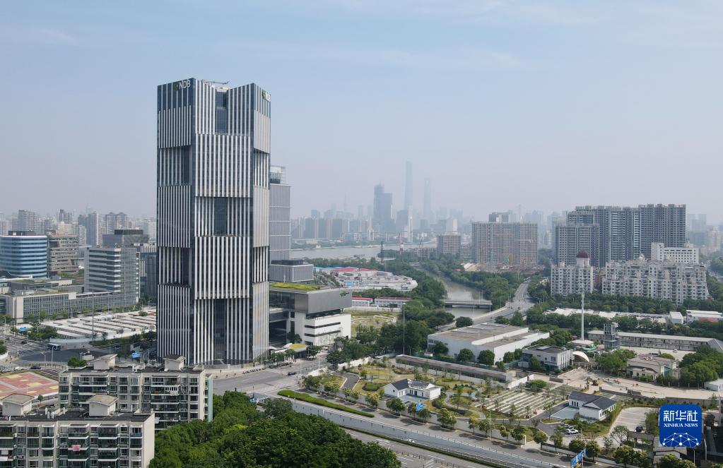 上海浦东的金砖国家新开发银行总部大楼