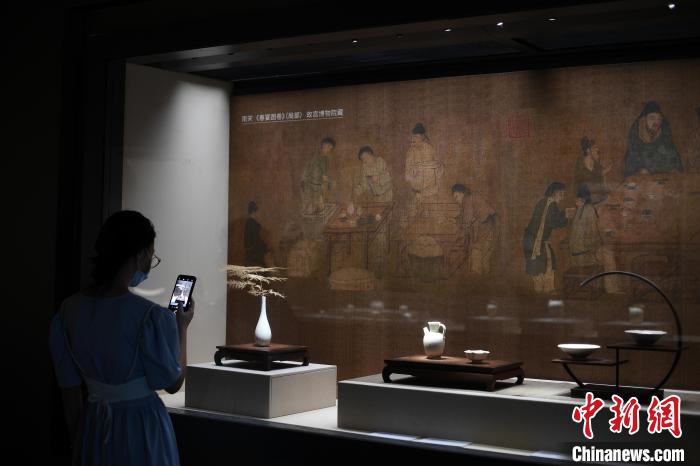 “发现定窑”展览在广州开幕 展现古陶瓷之美