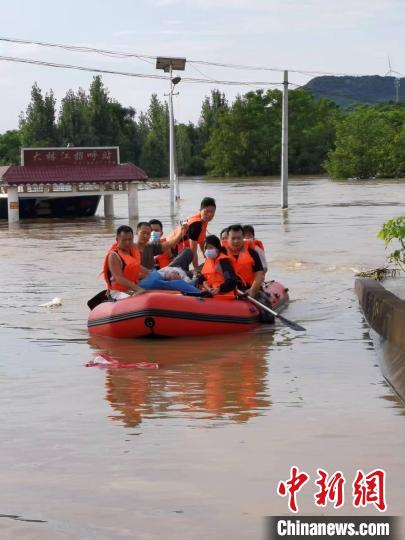 湖南永州遭强降雨袭击 多地农作物受灾