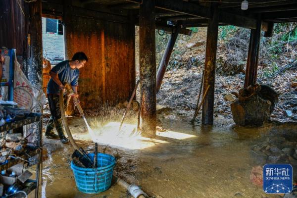 新华全媒+|众志成城 重建家园——贵州从江洪水灾后重建进行时