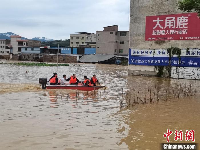 粤北翁源启动防汛Ⅱ级应急响应 安全转移民众3202人