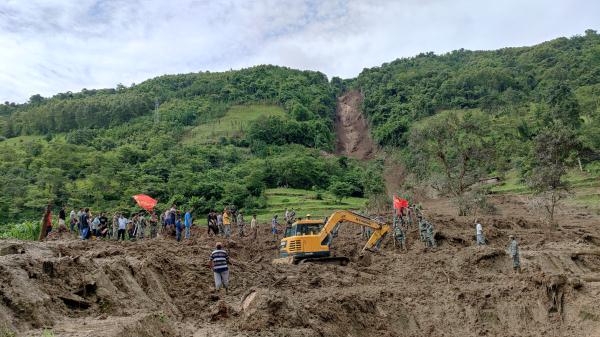 云南省芒市中山乡发生泥石流灾害，3人失联