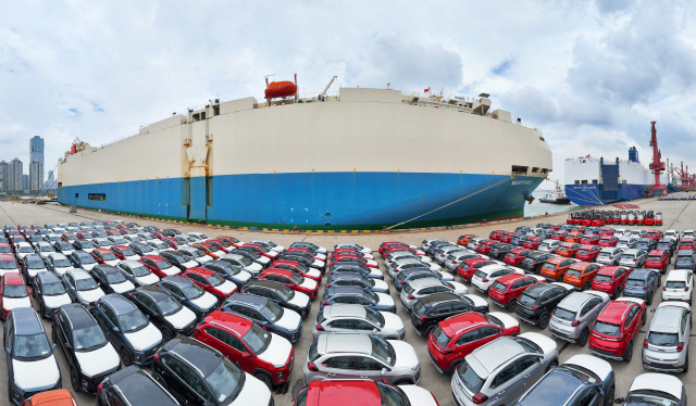 江苏连云港：港口上半年车辆出口同比增长22.3%